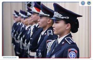 Урьдчилан сэргийлэх албаны эхний хагас жилийн тайлангийн хурал, алба хаагчдад цол, шагнал гардуулах үйл ажиллагаа боллоо